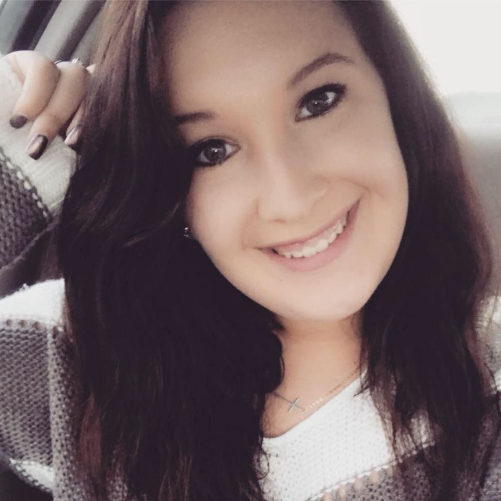 Meet your Posher, Kayla